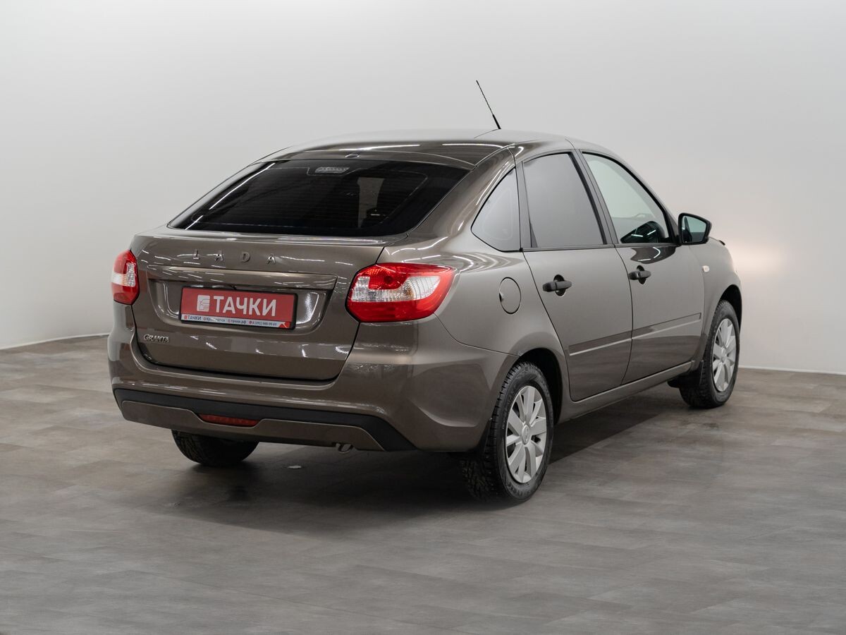 Lada (ВАЗ) Granta 2019 - фото автомобиля