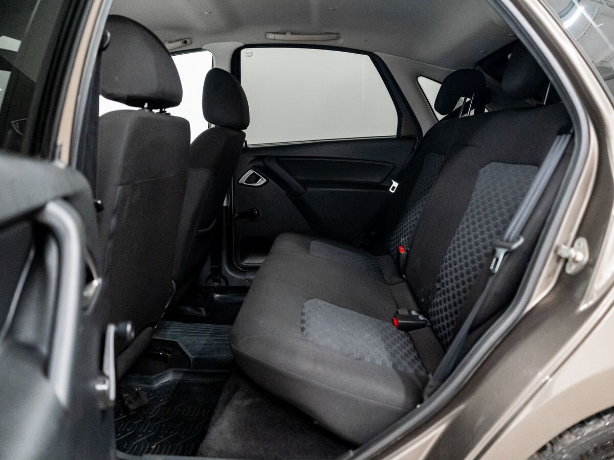 Lada (ВАЗ) Granta 2019 - фото автомобиля