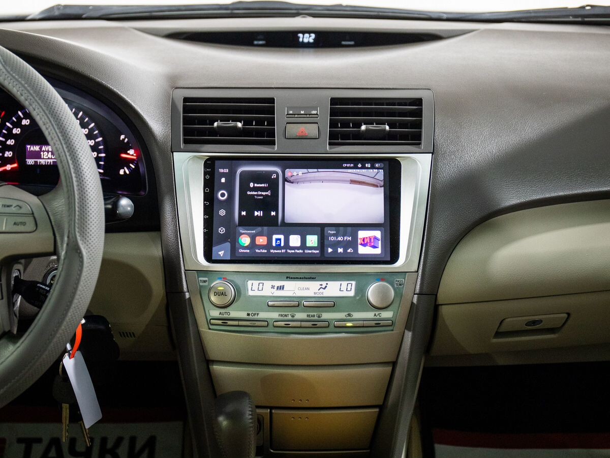 Toyota Camry 2007 - фото автомобиля