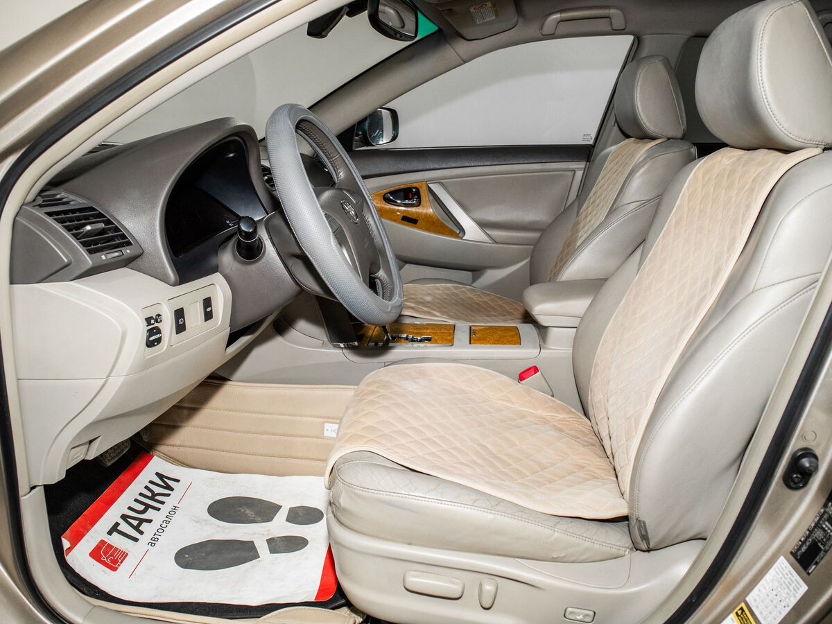Toyota Camry 2007 - фото автомобиля