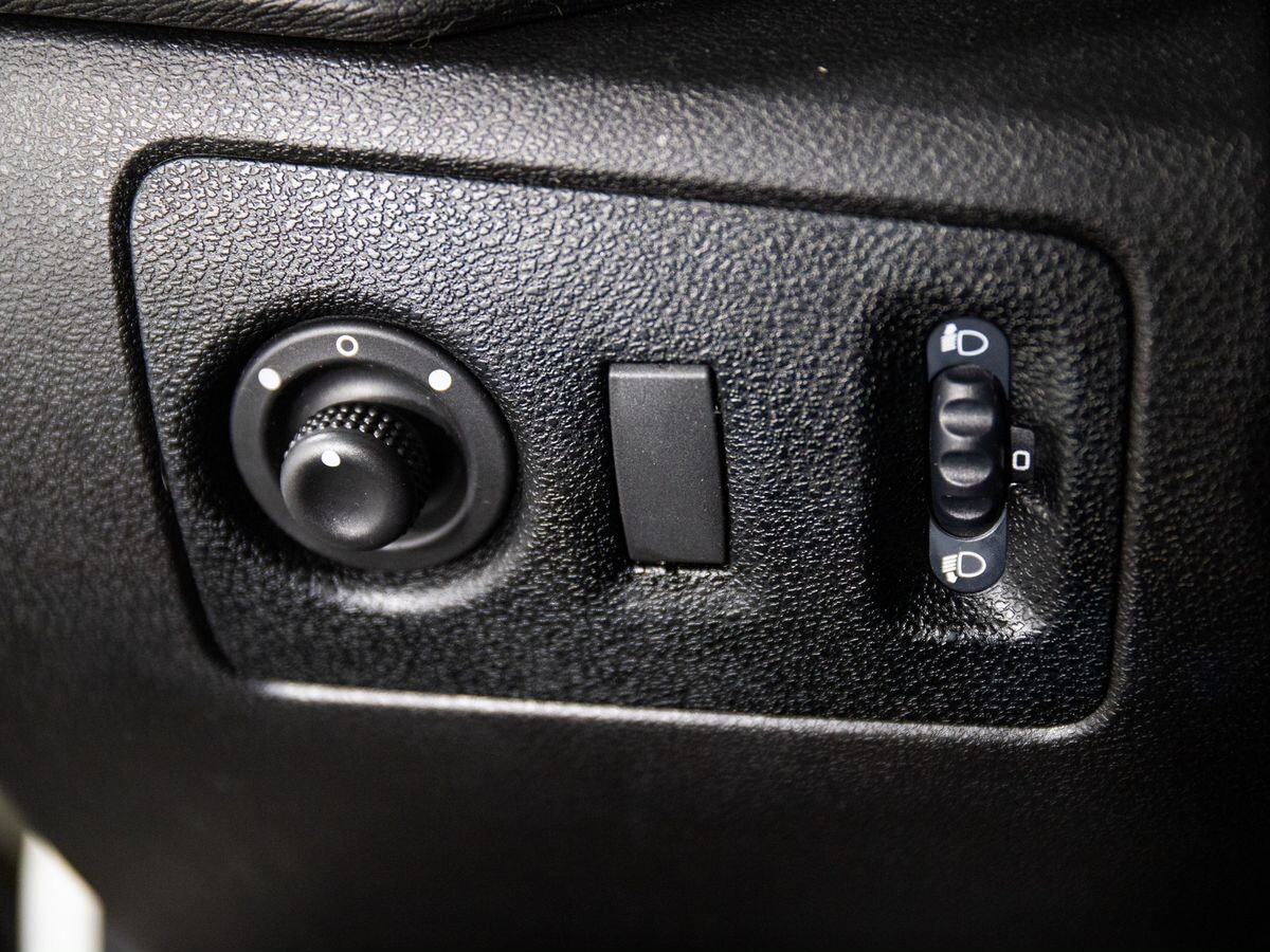 Lada (ВАЗ) XRAY 2017 - фото автомобиля