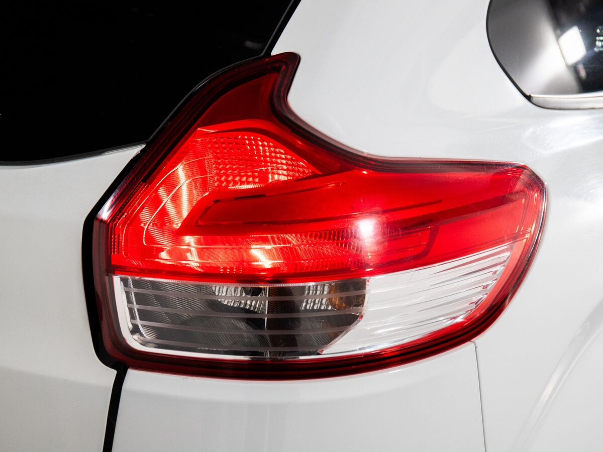 Lada (ВАЗ) XRAY 2017 - фото автомобиля