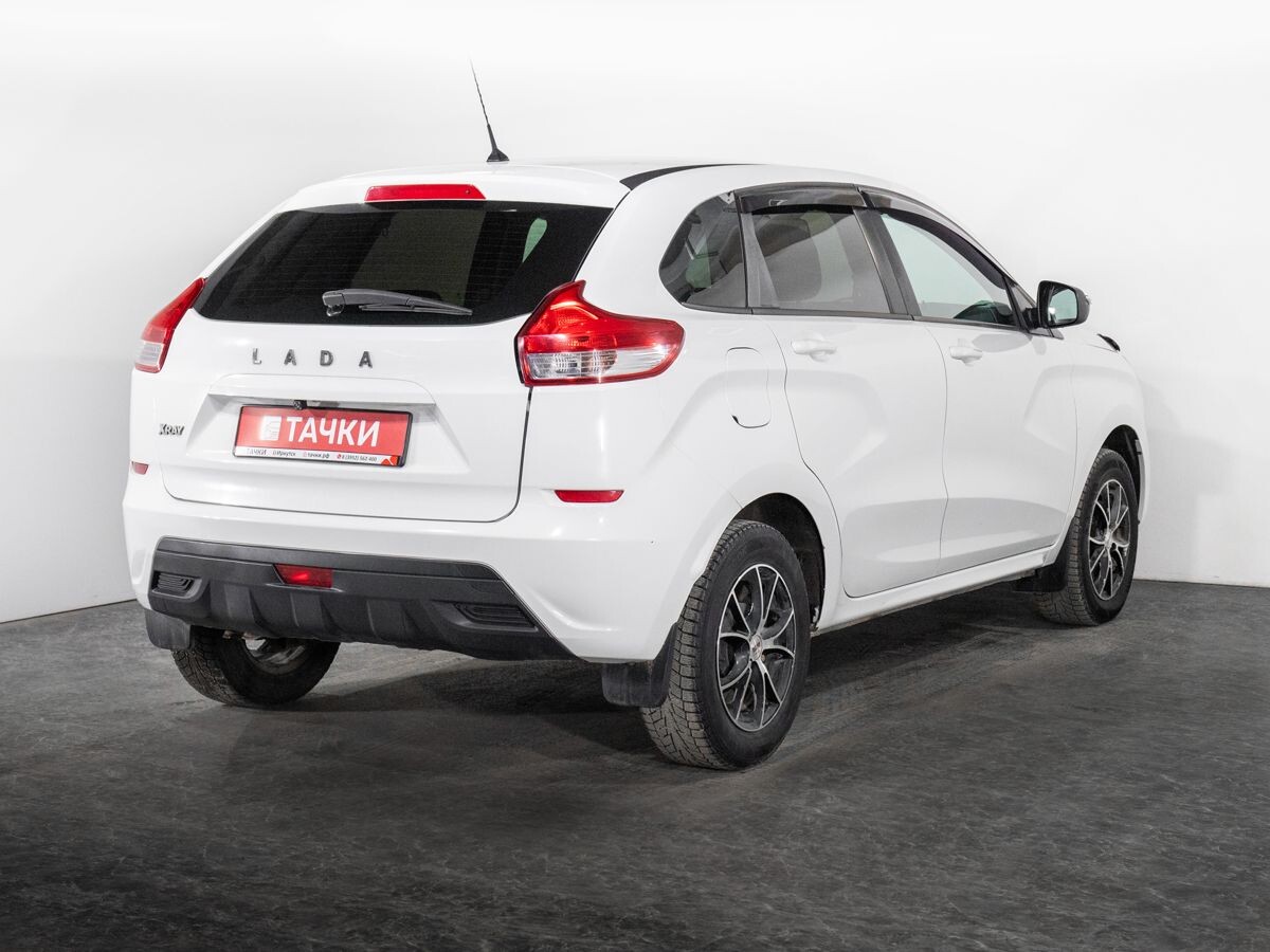 Lada (ВАЗ) XRAY 2017 - фото автомобиля