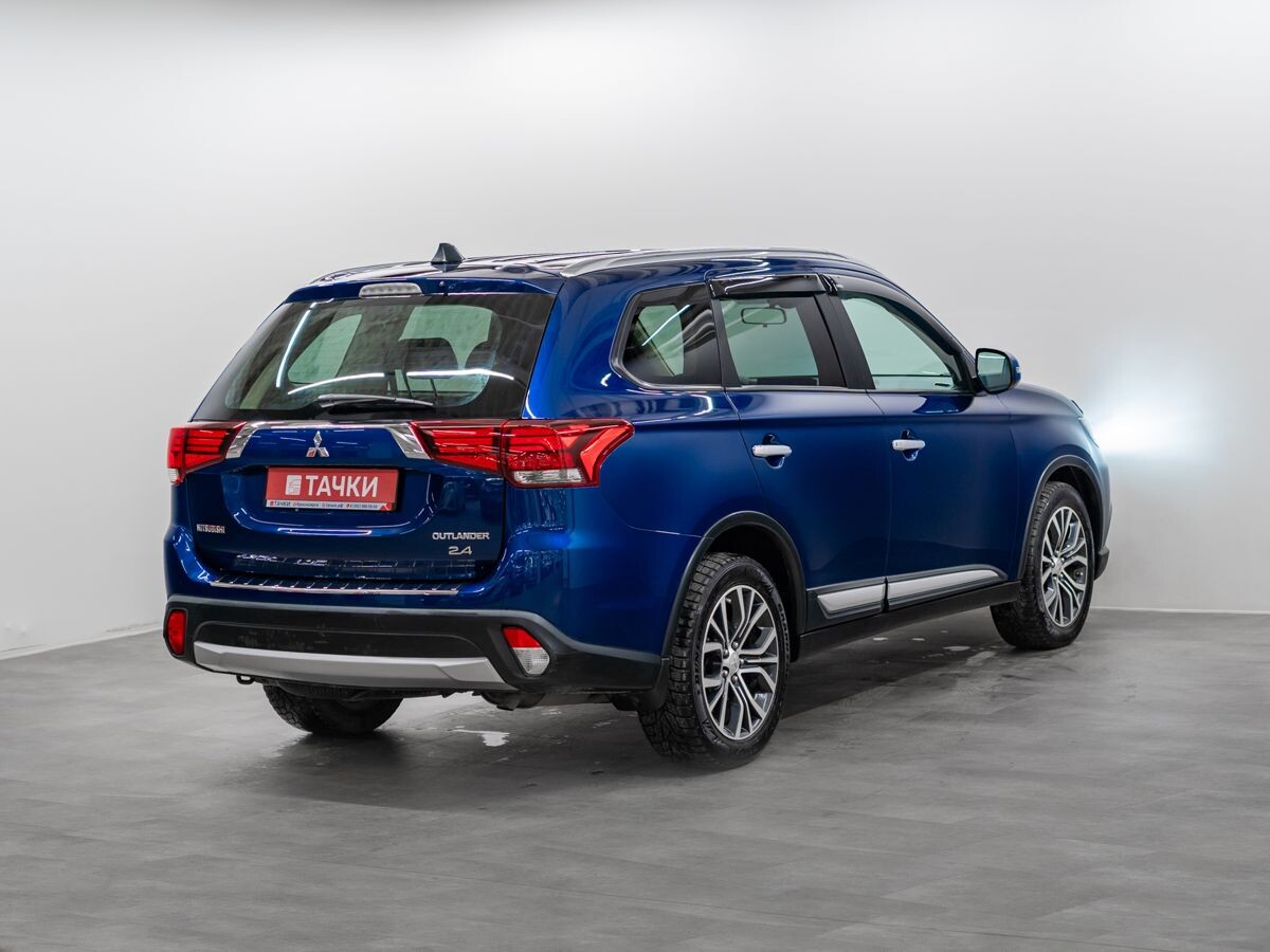 Mitsubishi Outlander 2015 - фото автомобиля