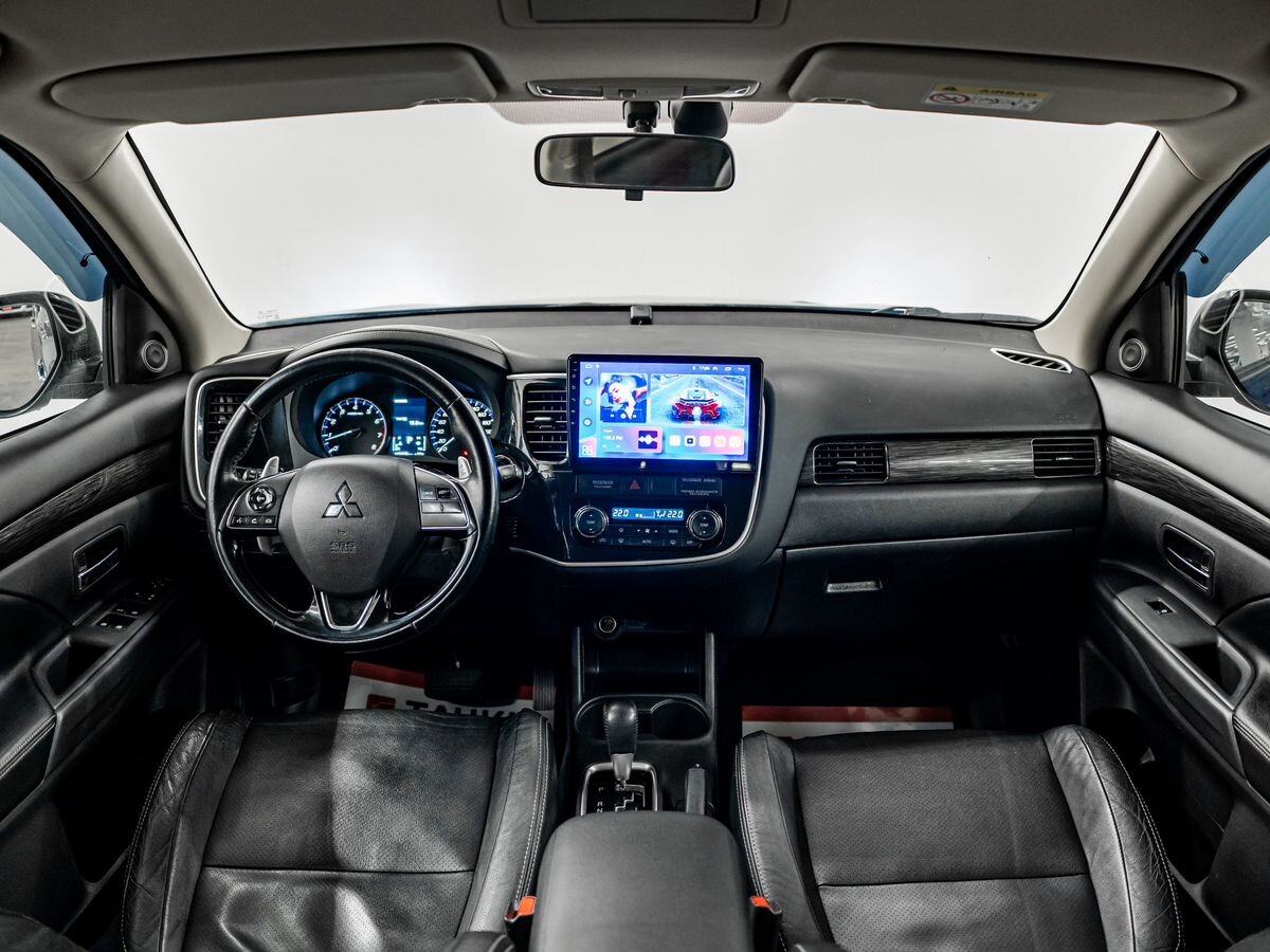 Mitsubishi Outlander 2015 - фото автомобиля