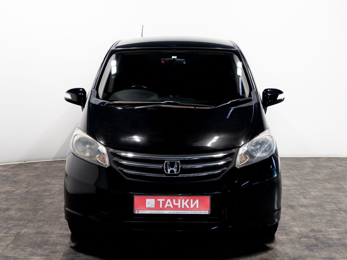 Honda Freed 2009 - фото автомобиля