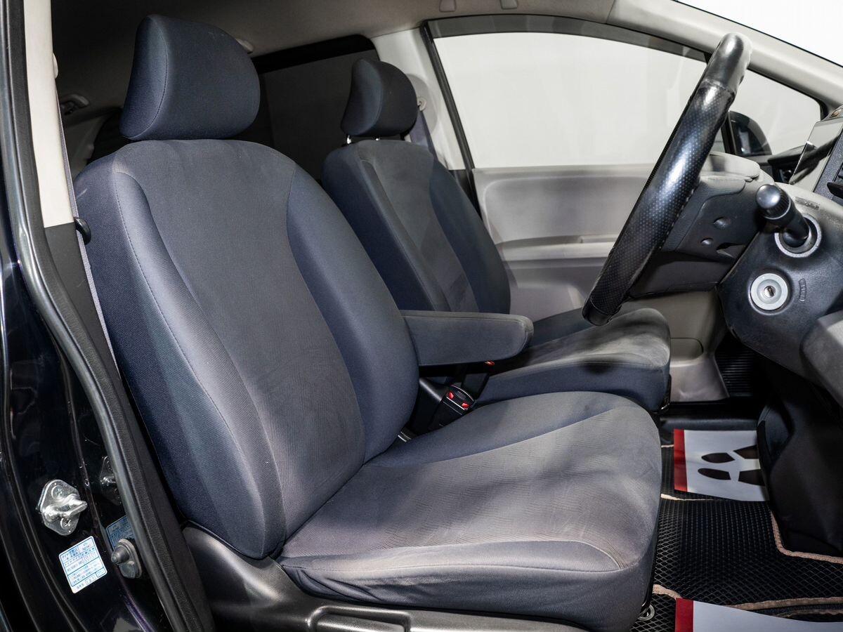 Honda Freed 2009 - фото автомобиля