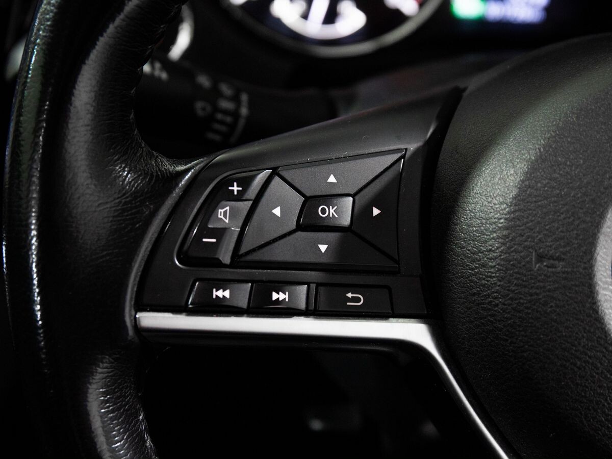 Nissan X-Trail 2019 - фото автомобиля