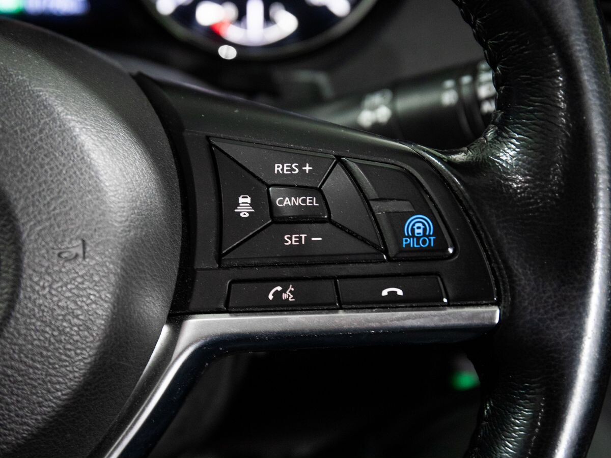 Nissan X-Trail 2019 - фото автомобиля