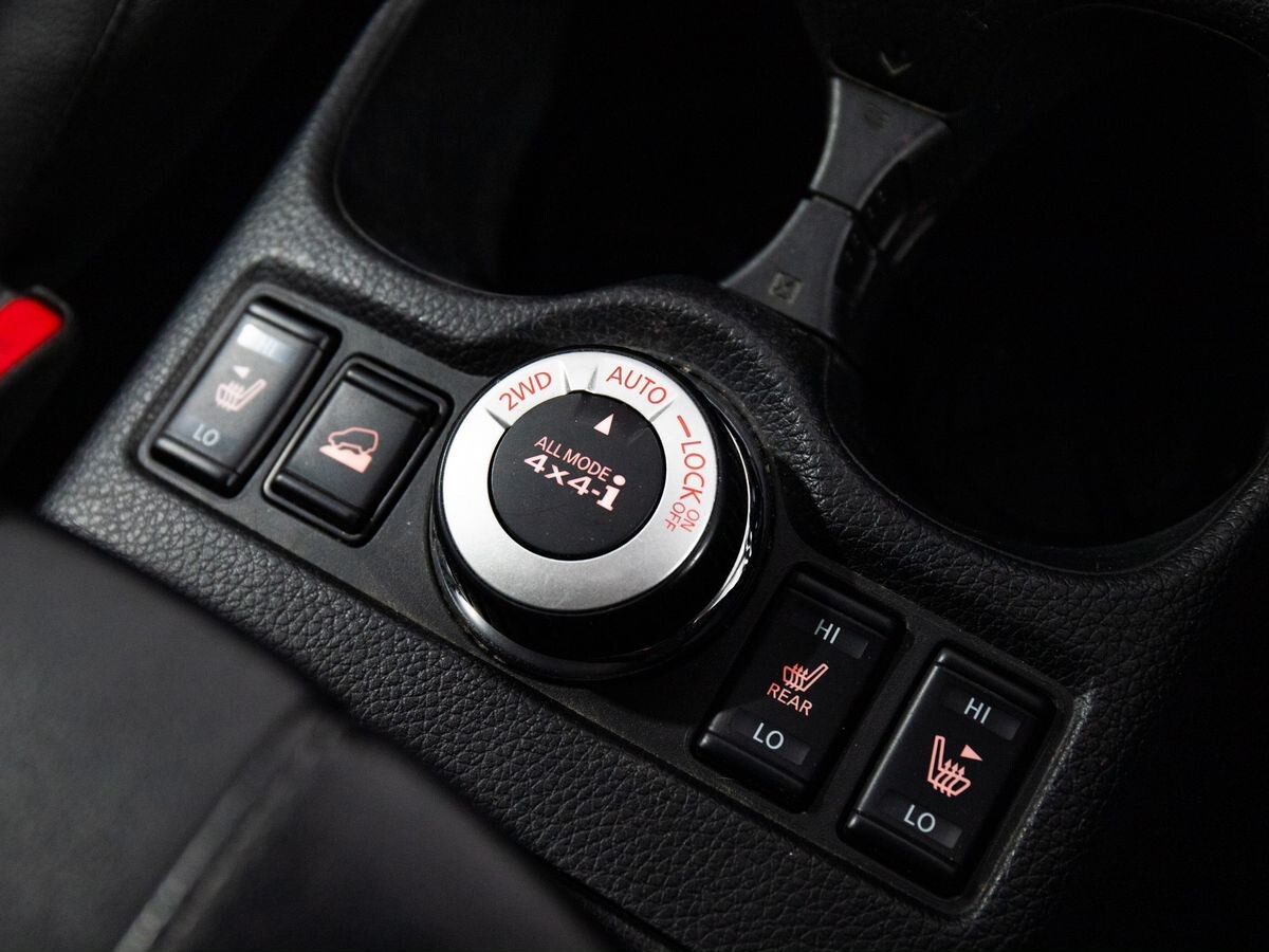 Nissan X-Trail 2019 - фото автомобиля