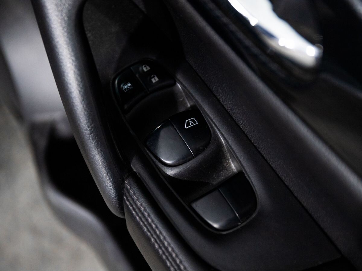 Nissan X-Trail 2019 - фото автомобиля