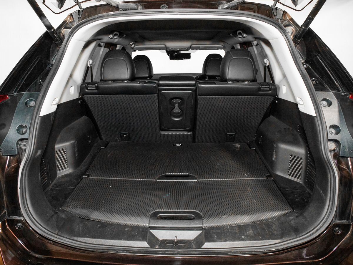 Nissan X-Trail 2019 - фото автомобиля