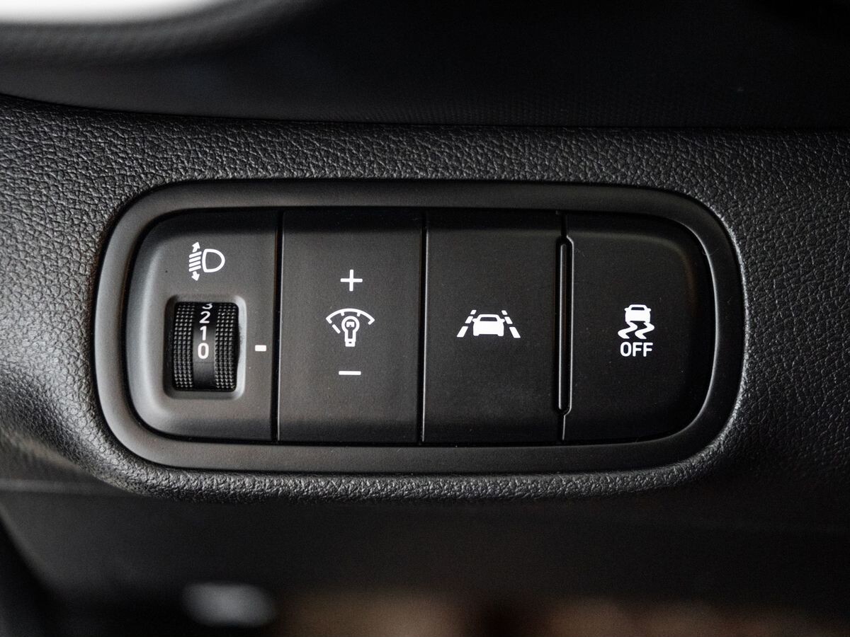 Hyundai Venue 2020 - фото автомобиля