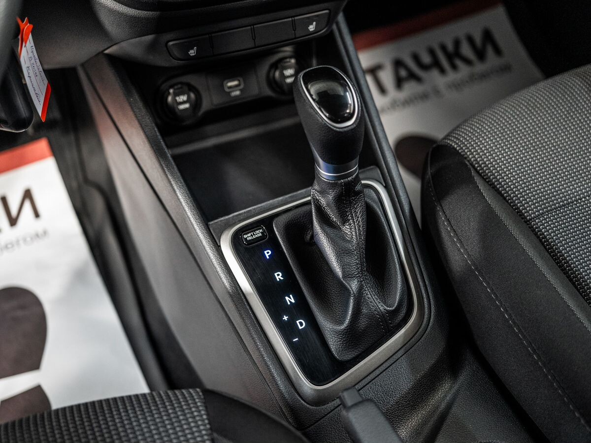 Hyundai Solaris 2019 - фото автомобиля