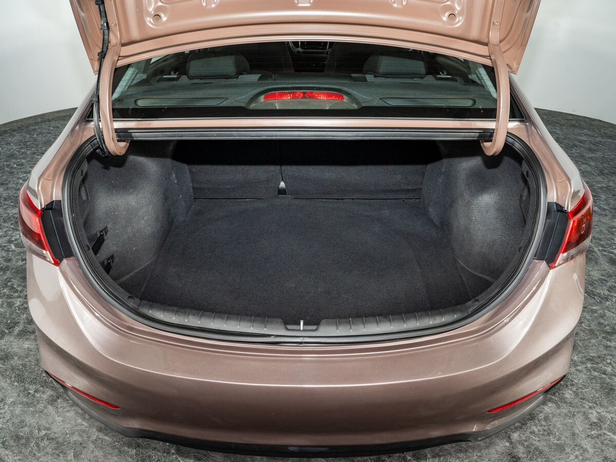 Hyundai Solaris 2019 - фото автомобиля