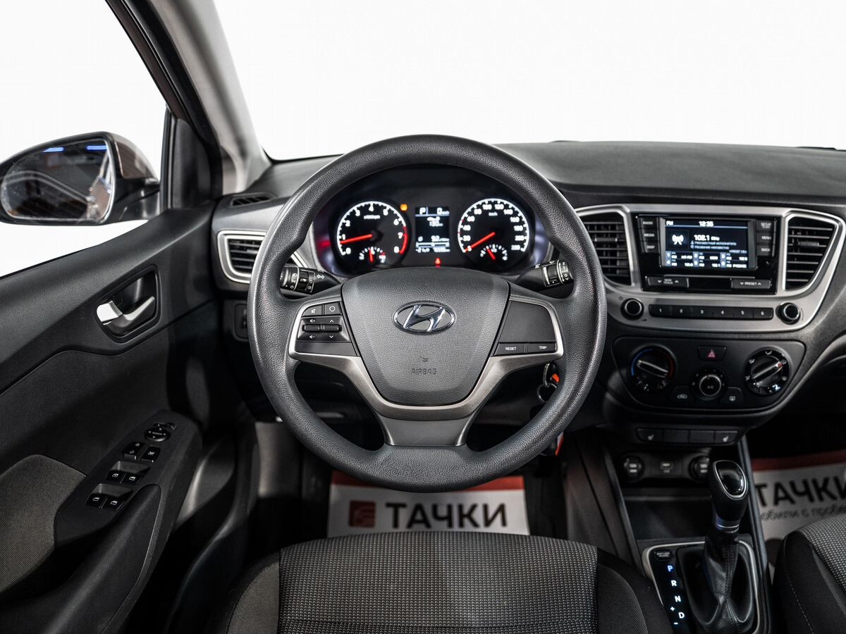 Hyundai Solaris 2019 - фото автомобиля