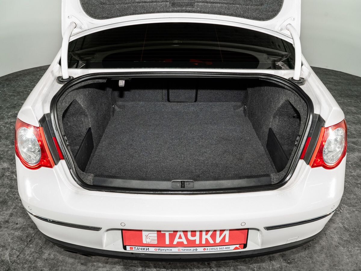 Volkswagen Passat 2008 - фото автомобиля