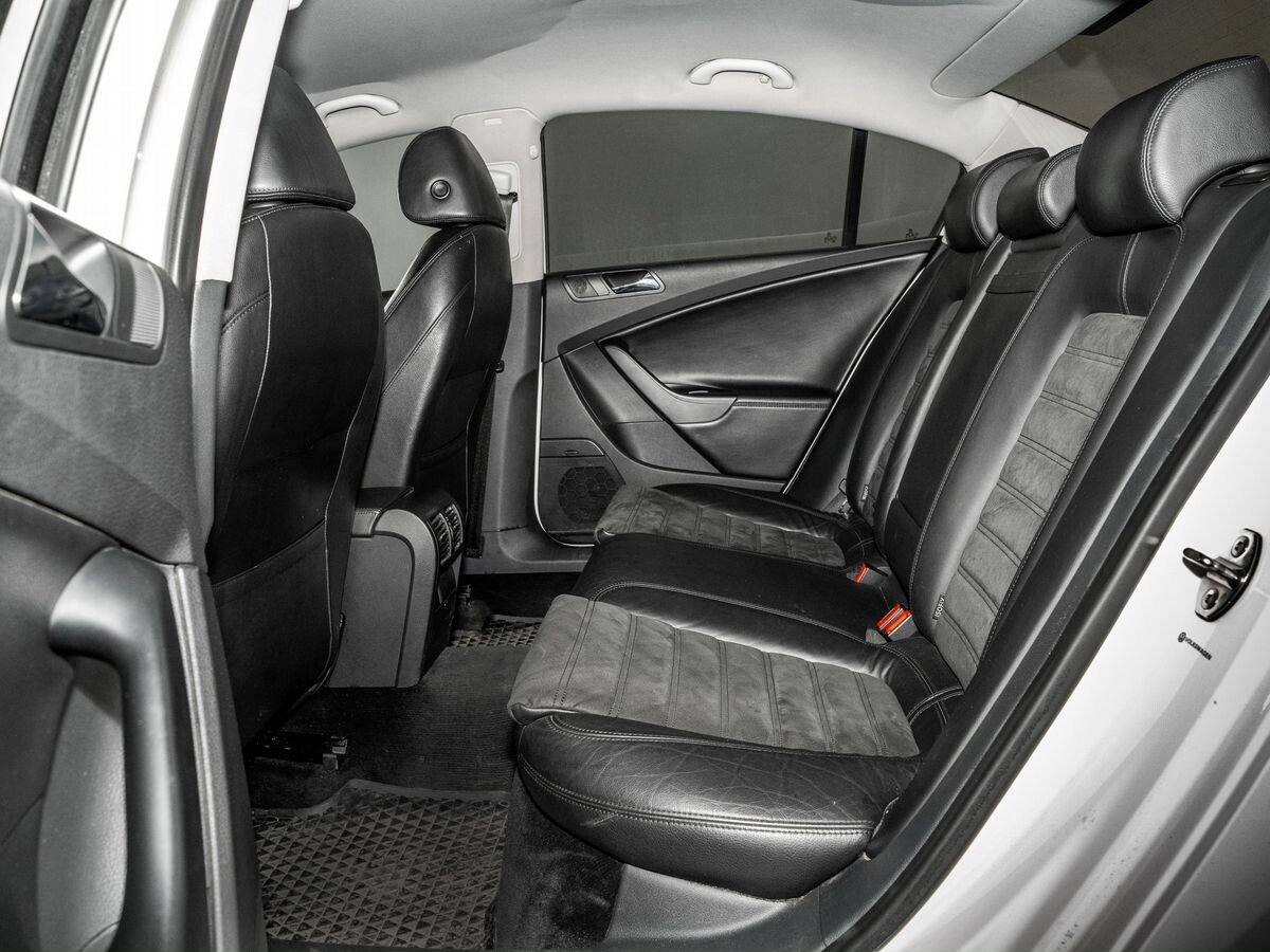 Volkswagen Passat 2008 - фото автомобиля