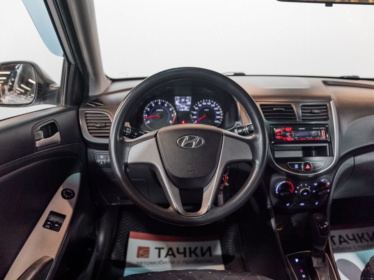 Hyundai Solaris 2014 - фото автомобиля