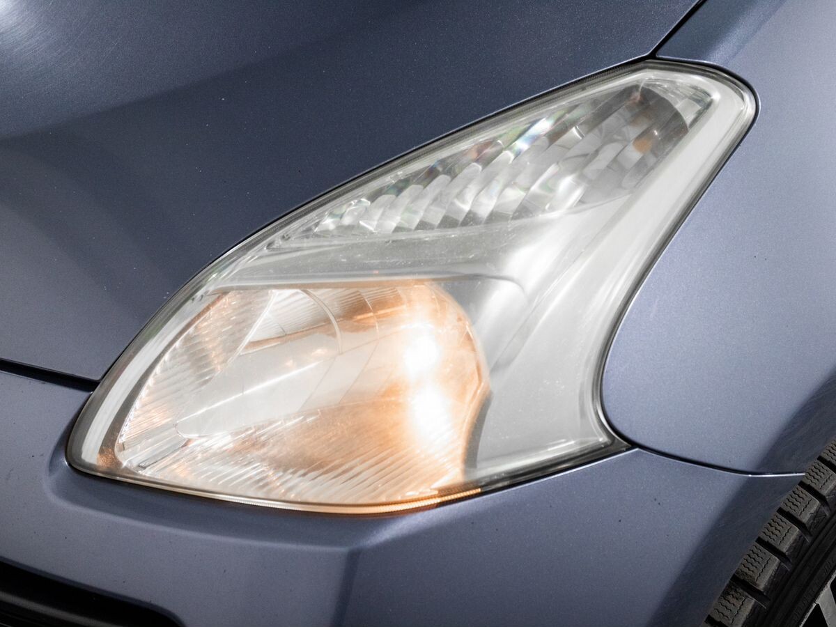 Toyota Ractis 2007 - фото автомобиля