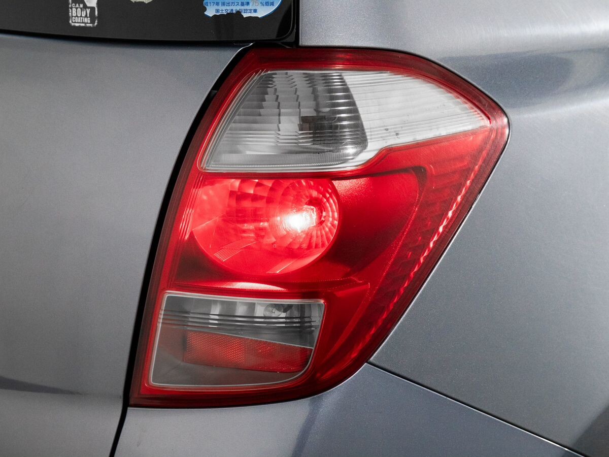 Toyota Ractis 2007 - фото автомобиля