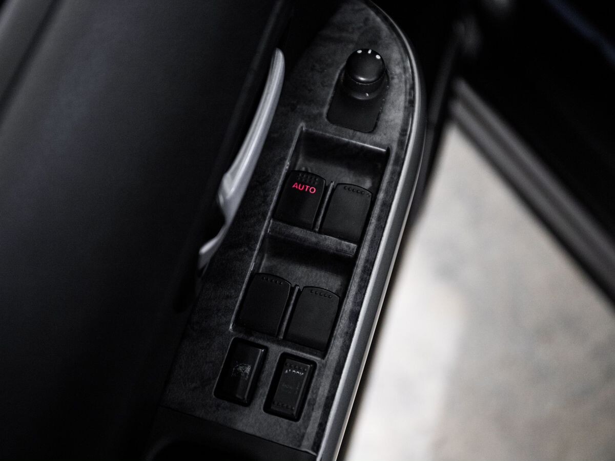 Suzuki Grand Vitara 2011 - фото автомобиля