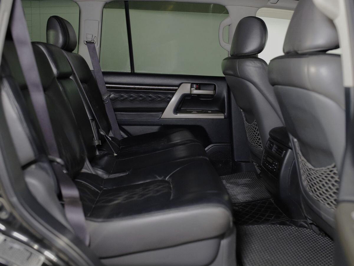 Toyota Land Cruiser 2008 - фото автомобиля