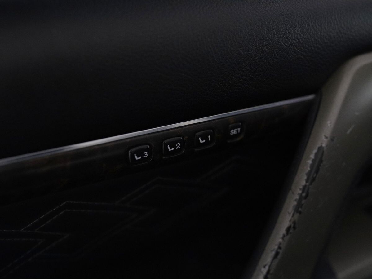 Toyota Land Cruiser 2008 - фото автомобиля