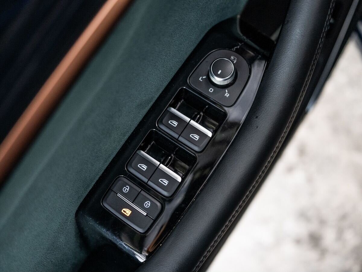 Geely Monjaro 2023 - фото автомобиля