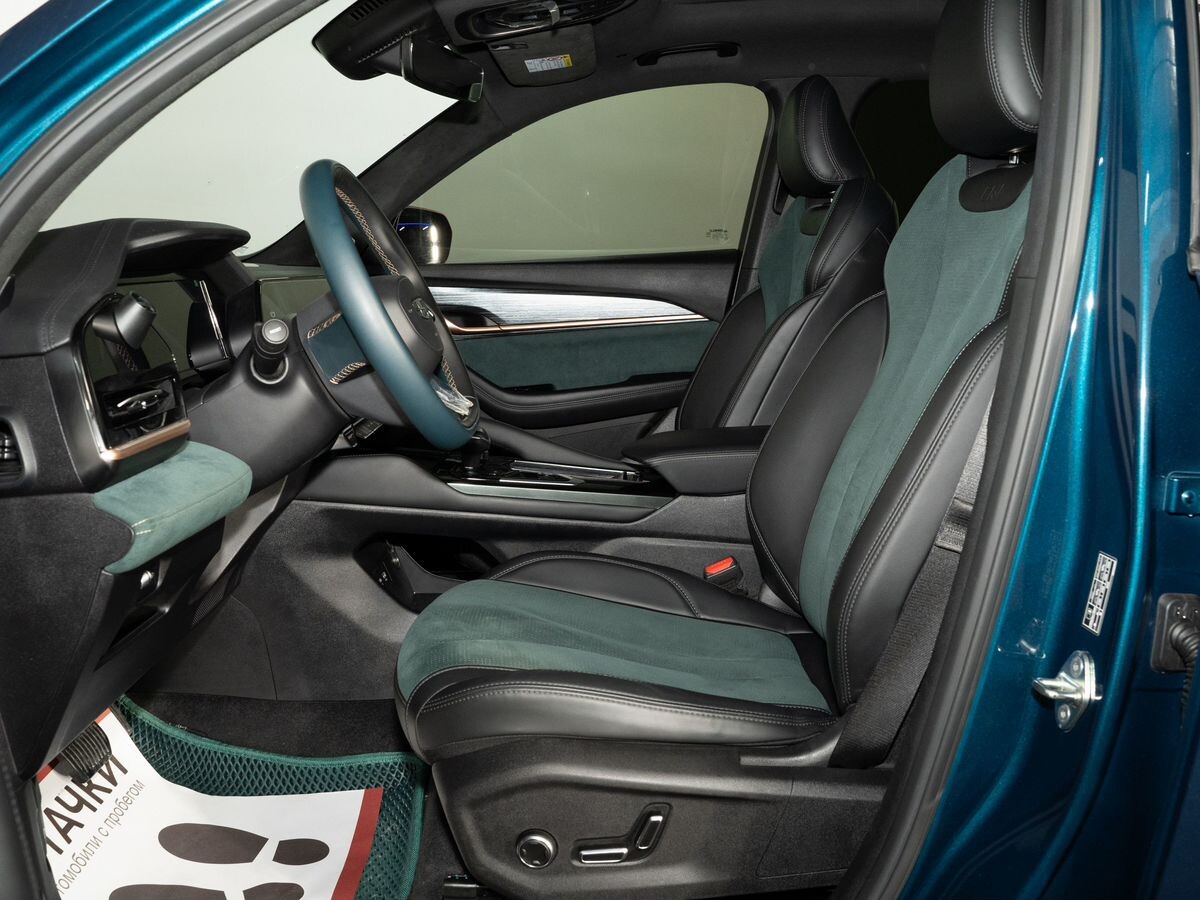 Geely Monjaro 2023 - фото автомобиля