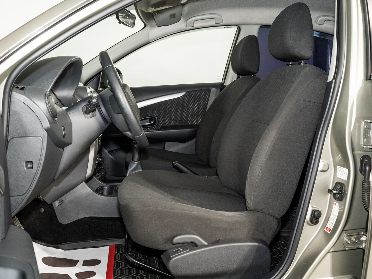 Nissan Almera 2014 - фото автомобиля