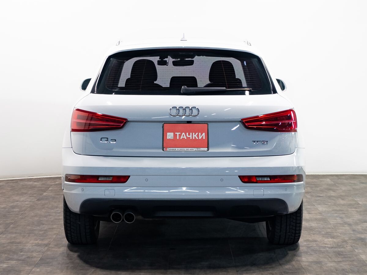 Audi Q3 2016 - фото автомобиля