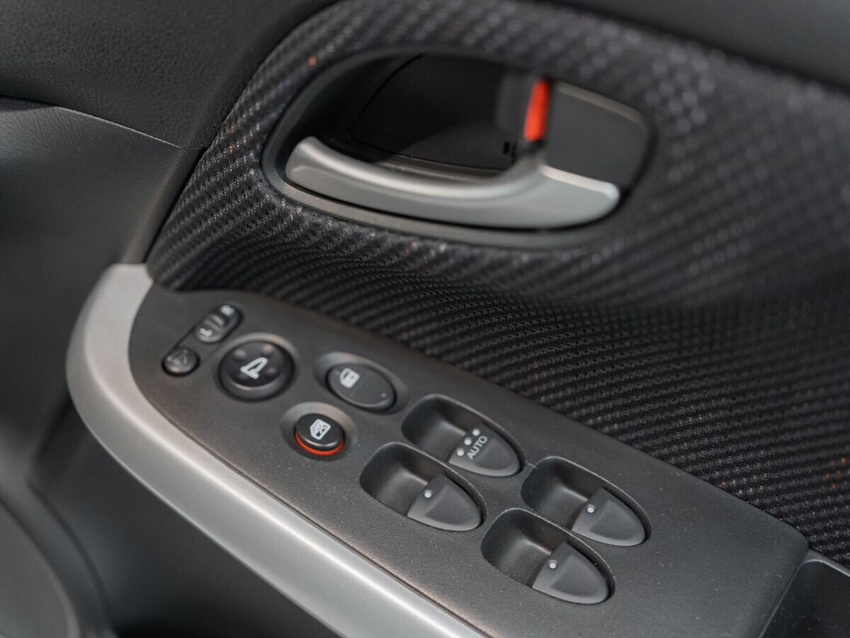 Honda Stream 2009 - фото автомобиля