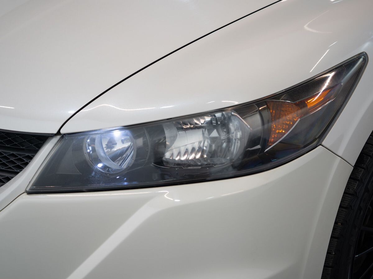 Honda Stream 2009 - фото автомобиля