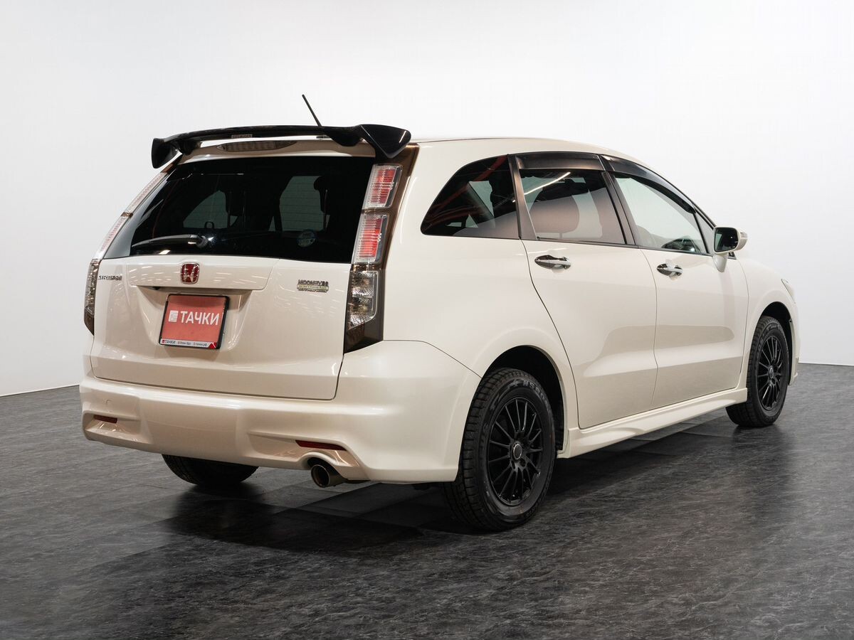 Honda Stream 2009 - фото автомобиля