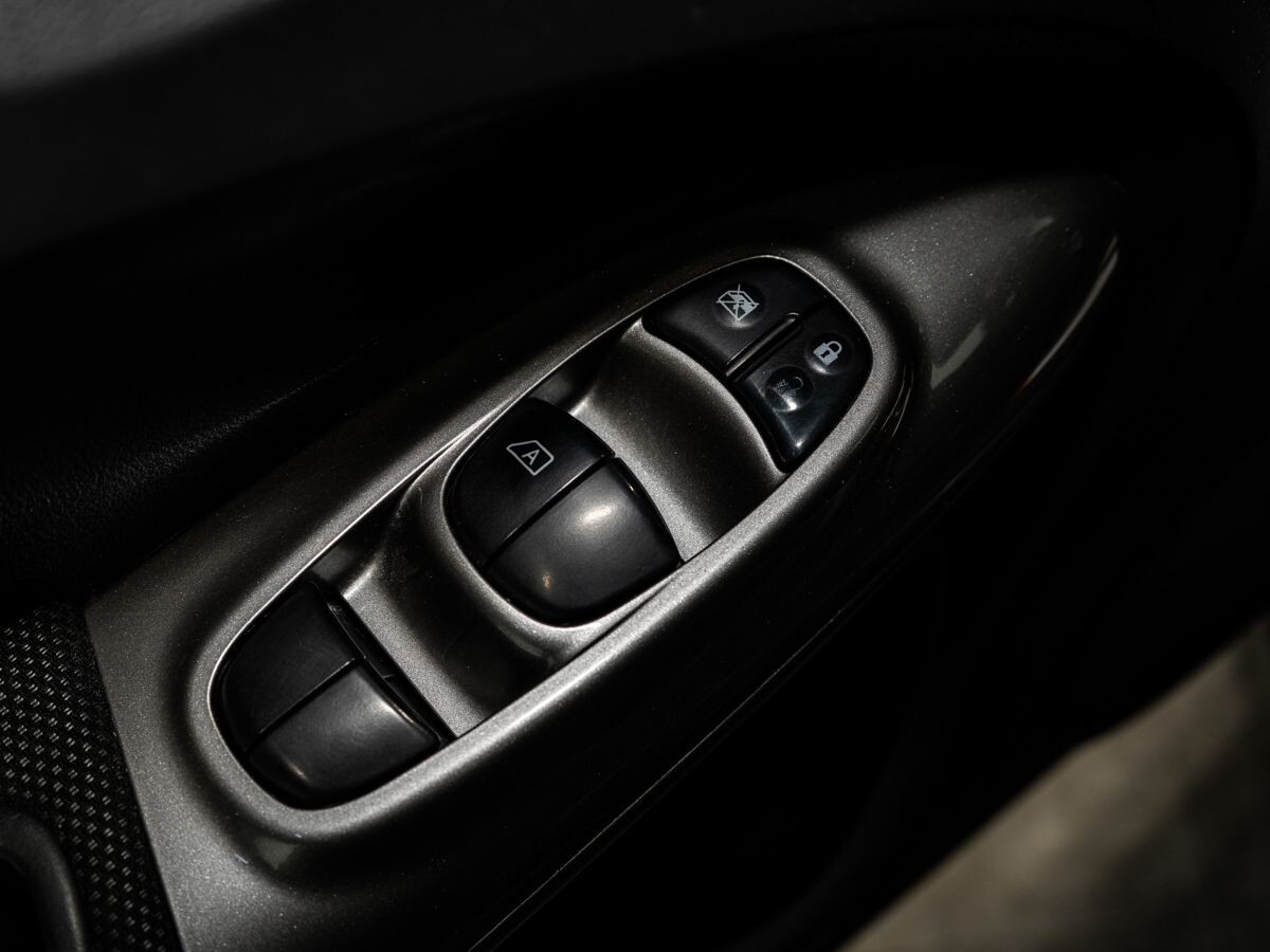 Nissan Juke 2014 - фото автомобиля