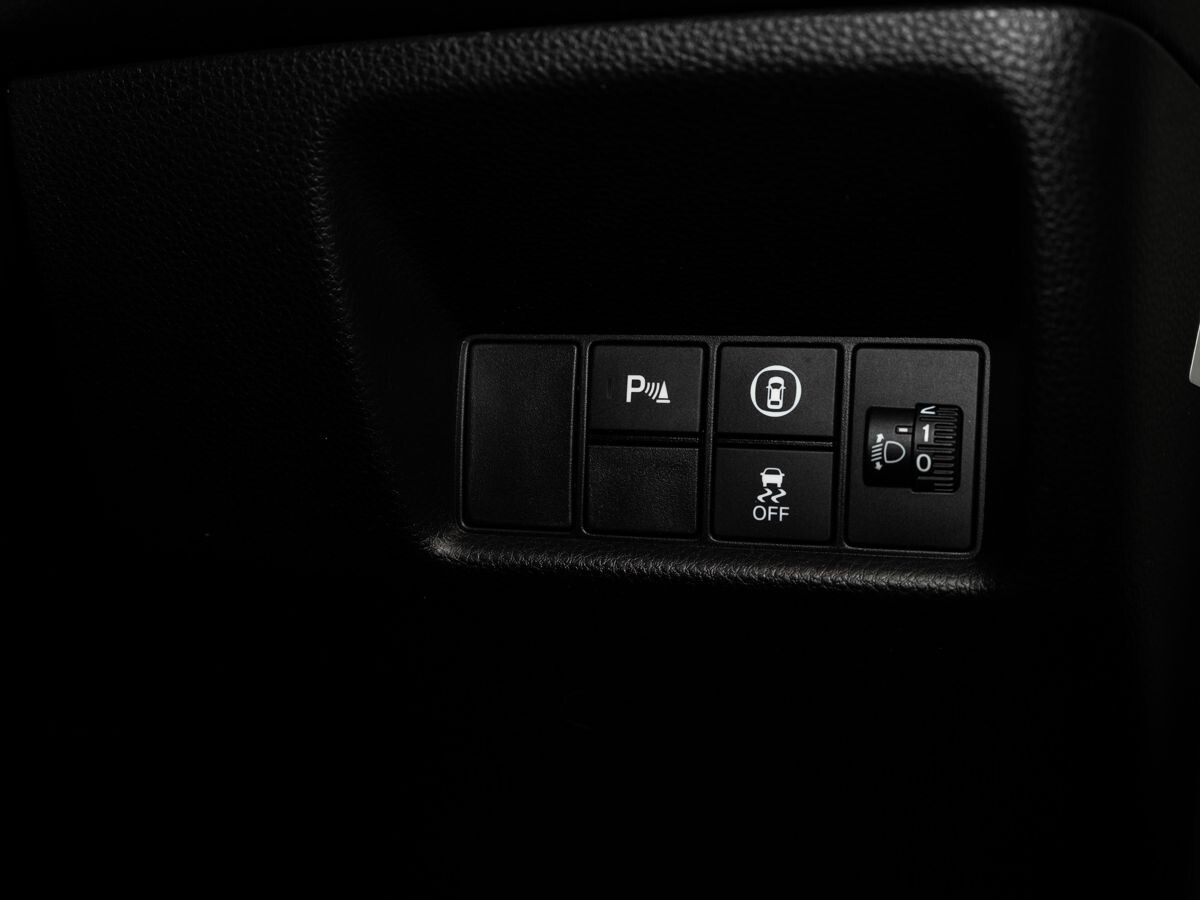 Honda Fit 2020 - фото автомобиля