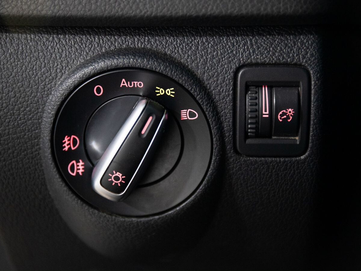 Volkswagen Tiguan 2016 - фото автомобиля