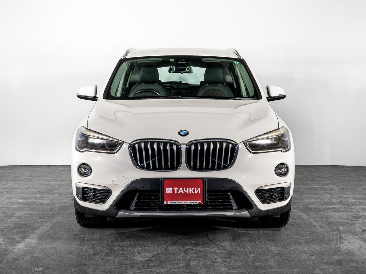 BMW X1 2015 - фото автомобиля