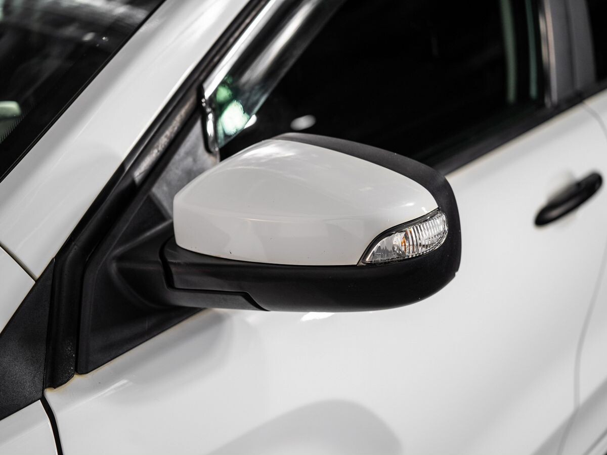 Lada (ВАЗ) XRAY 2018 - фото автомобиля