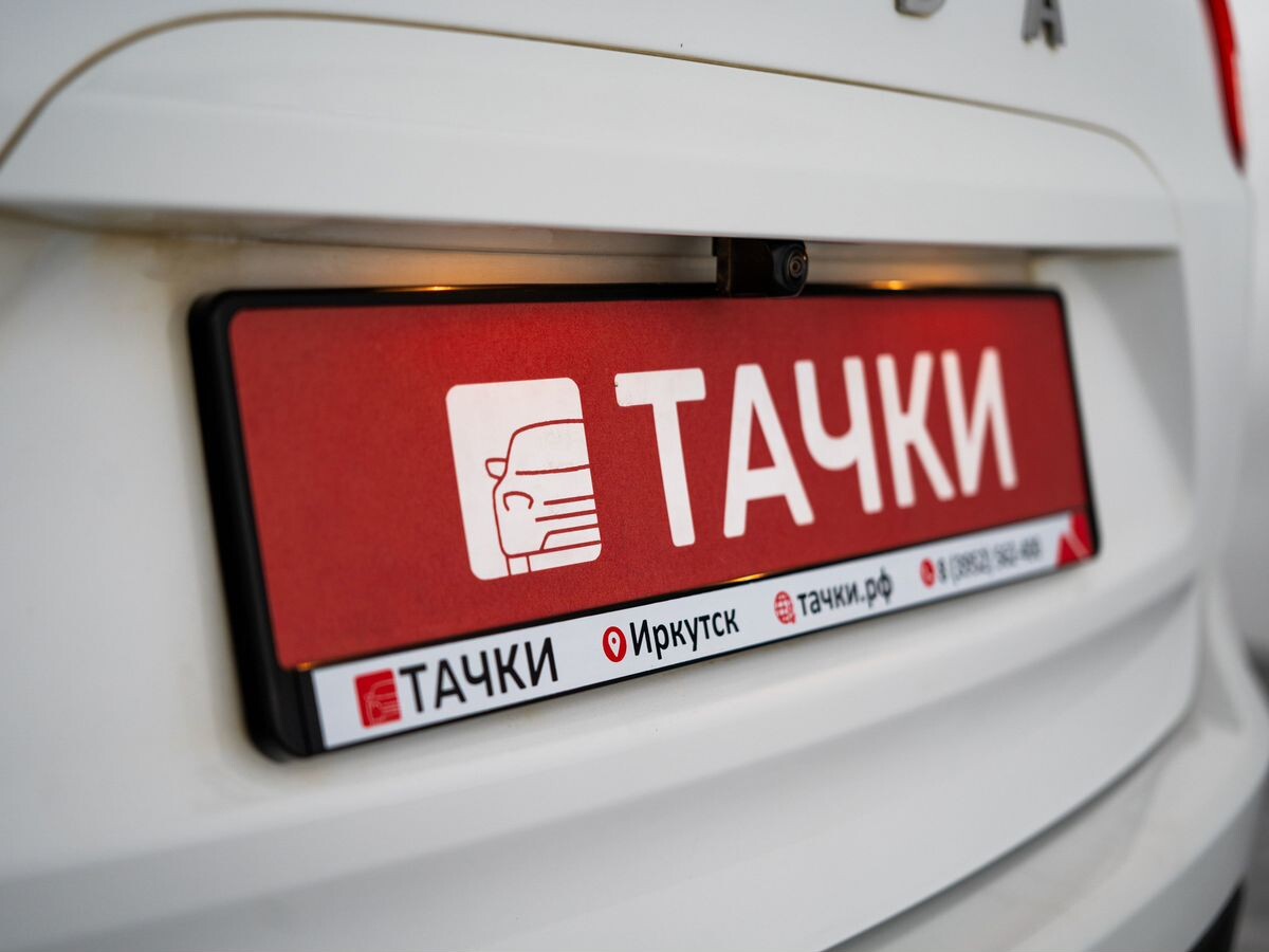 Lada (ВАЗ) XRAY 2018 - фото автомобиля