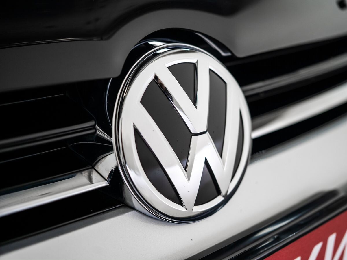 Volkswagen Golf 2015 - фото автомобиля