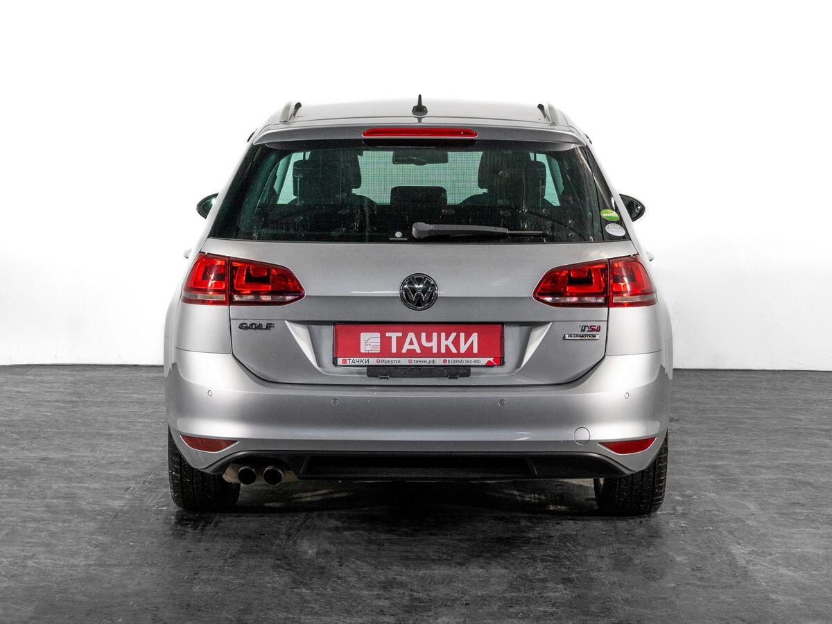 Volkswagen Golf 2015 - фото автомобиля