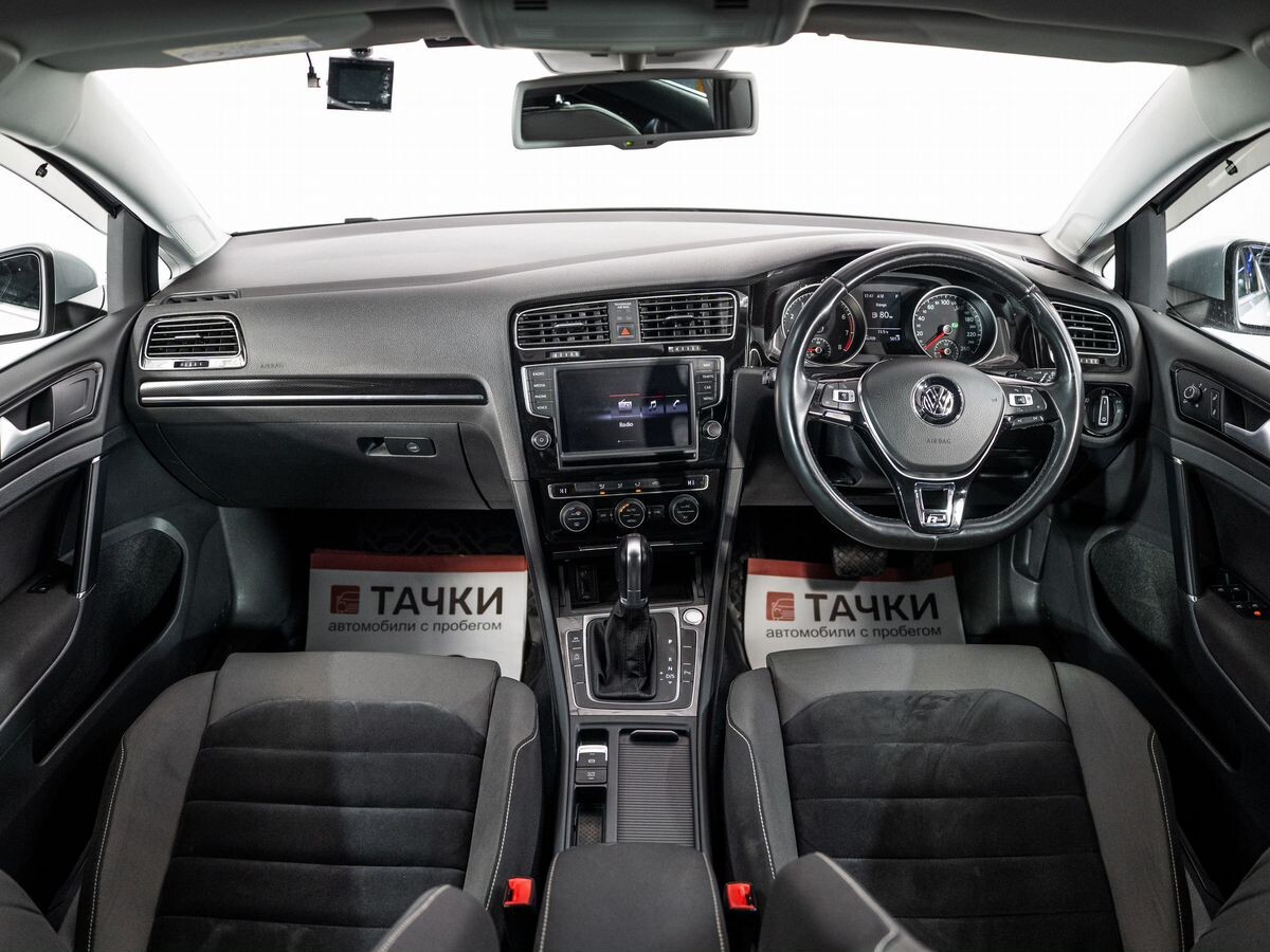 Volkswagen Golf 2015 - фото автомобиля