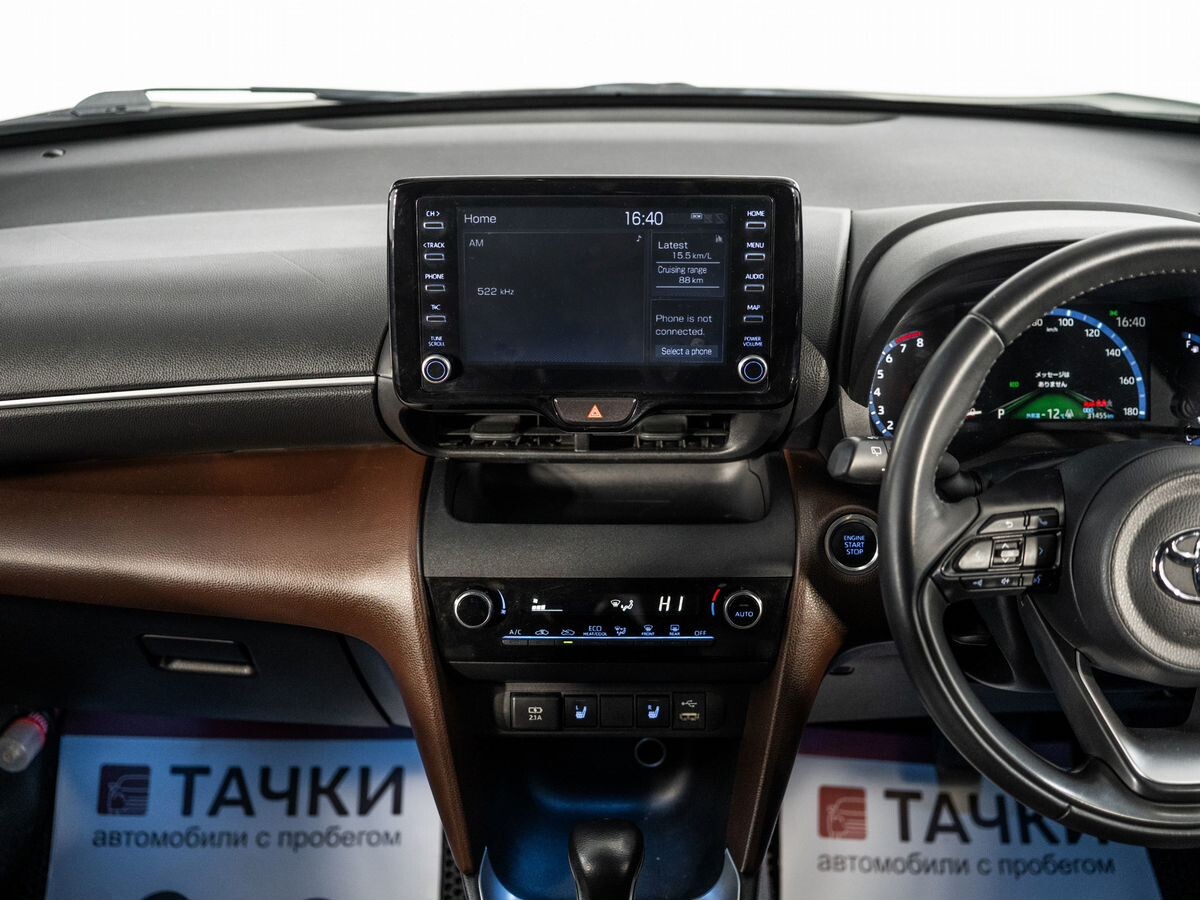 Toyota Yaris Cross 2022 - фото автомобиля