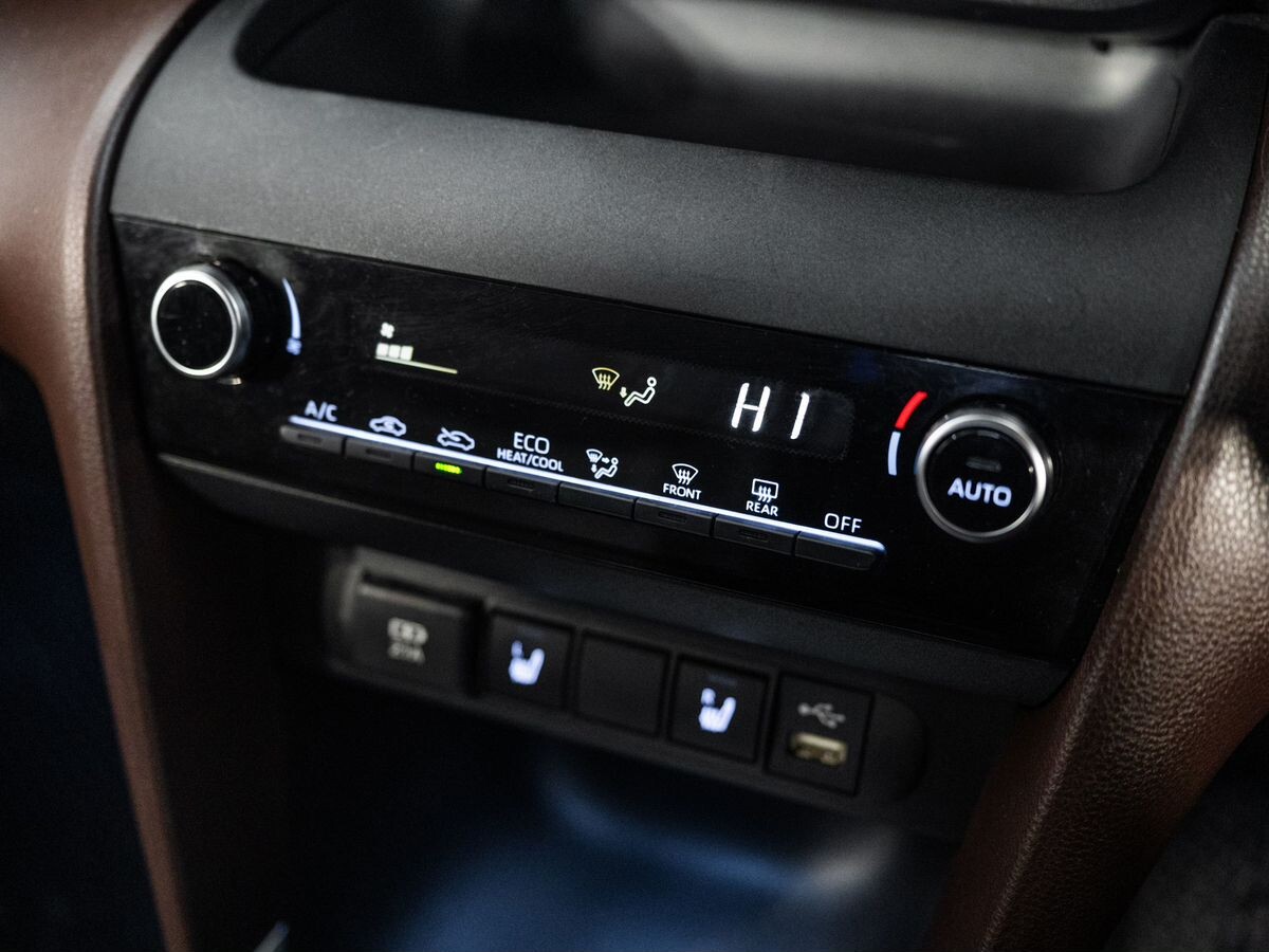 Toyota Yaris Cross 2022 - фото автомобиля