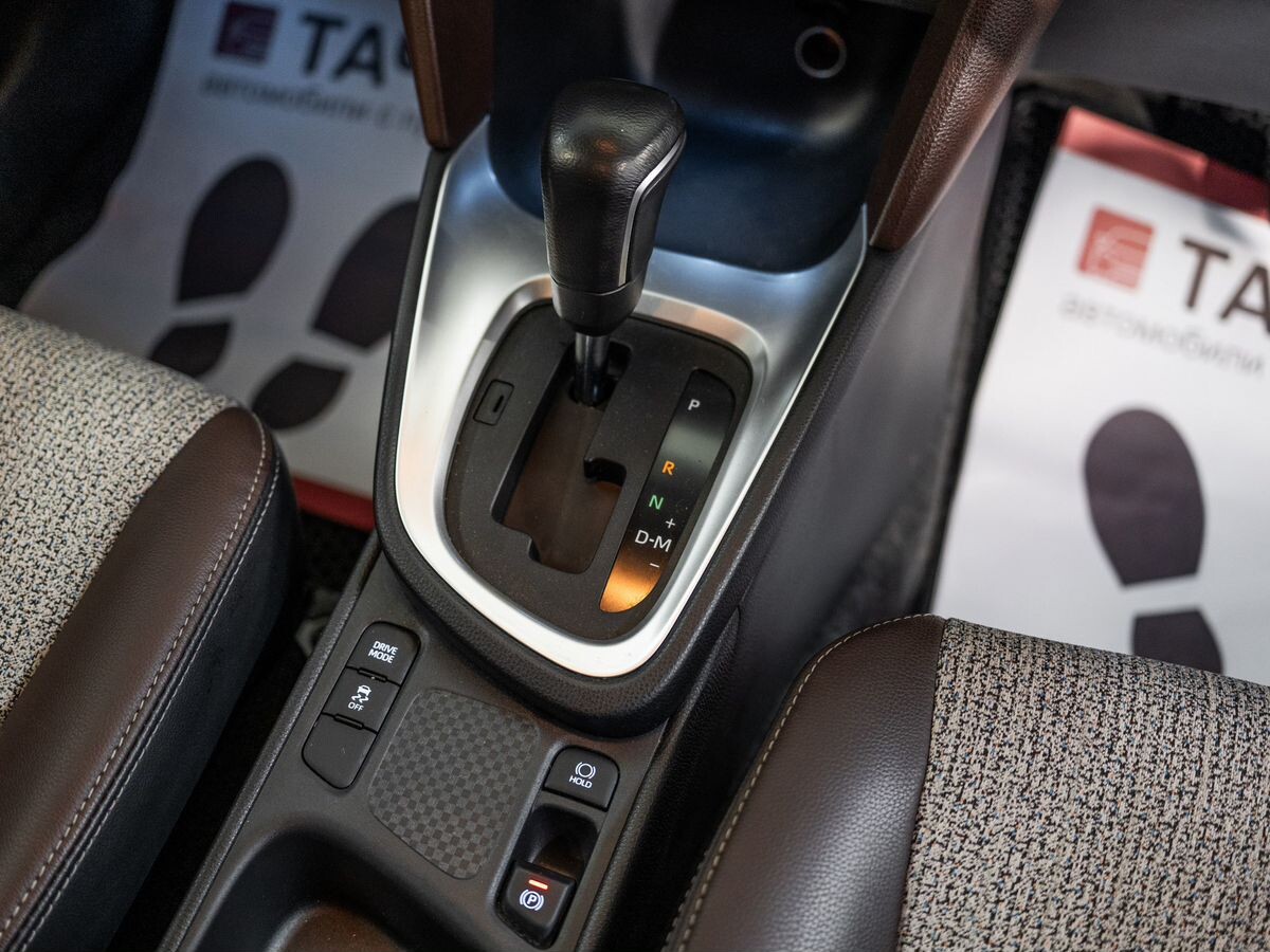 Toyota Yaris Cross 2022 - фото автомобиля