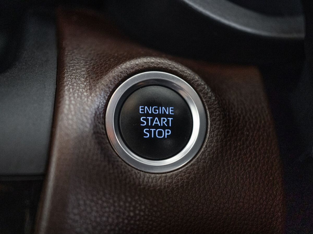 Toyota Yaris Cross 2022 - фото автомобиля