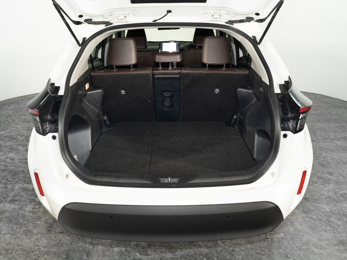 Toyota Yaris Cross 2022 - фото автомобиля