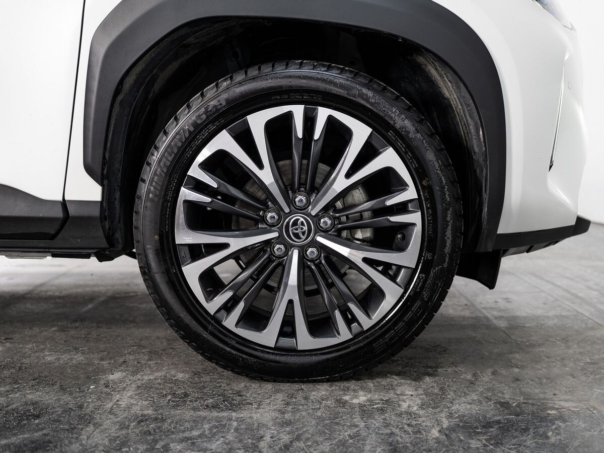 Toyota Yaris Cross 2022 - фото автомобиля